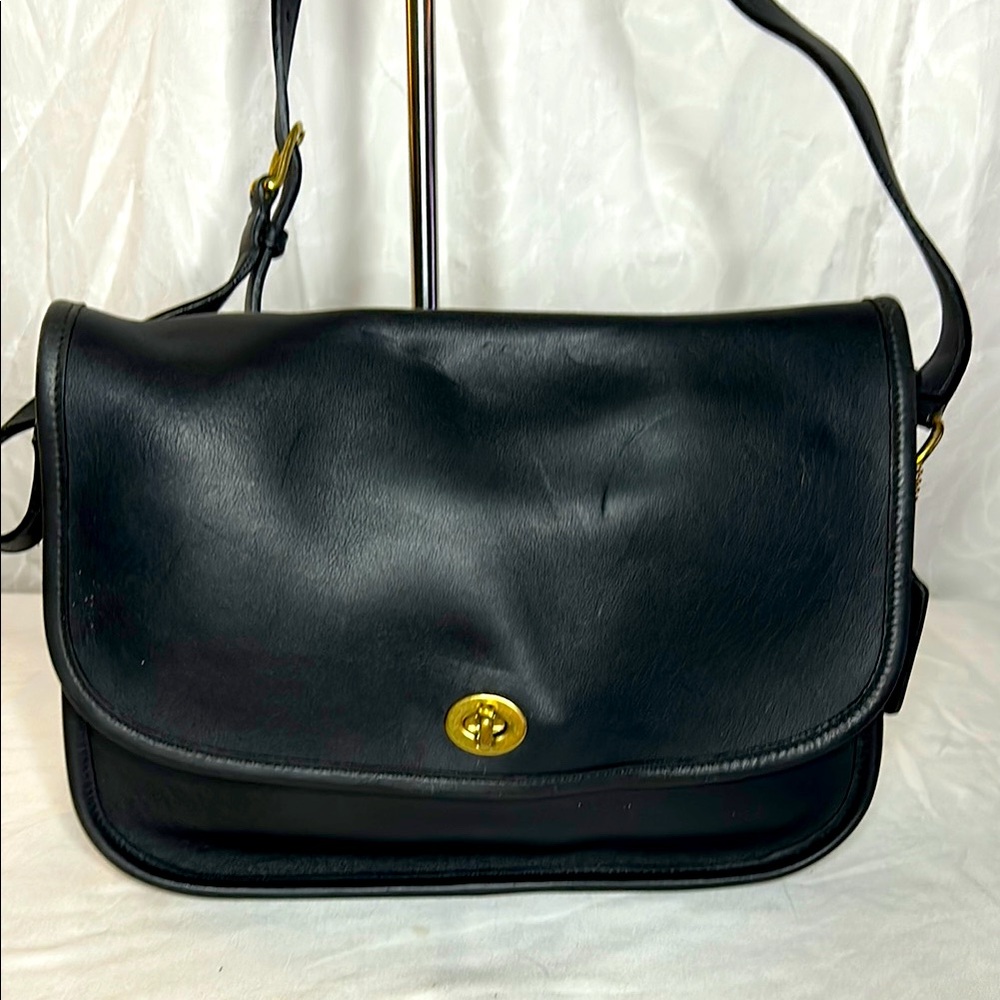 COACH Vintage #9790 City Bag dark blue almost black soft leather shoulder bag.